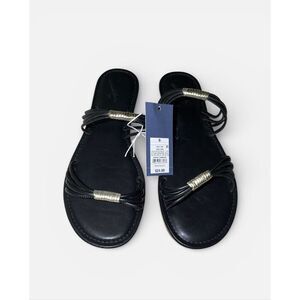 Universal Thread Black Flat Sandals 9.5